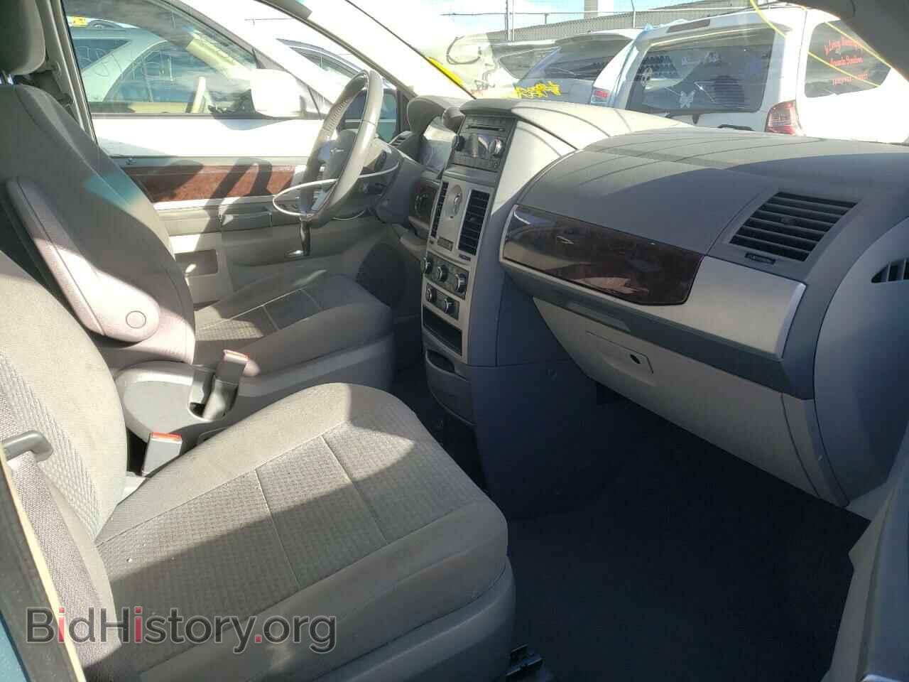 2010 CHRYSLER MINIVAN - VIN: 2A4RR5D17AR348022 - Фото 5