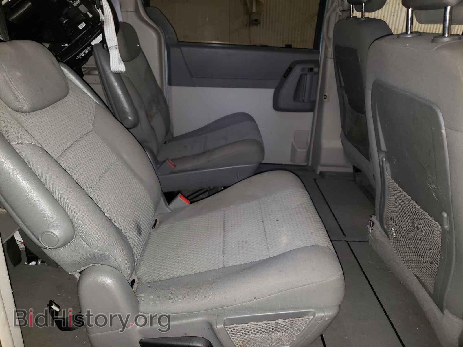 2010 CHRYSLER MINIVAN - VIN: 2A4RR5D17AR348022 - Фото 6