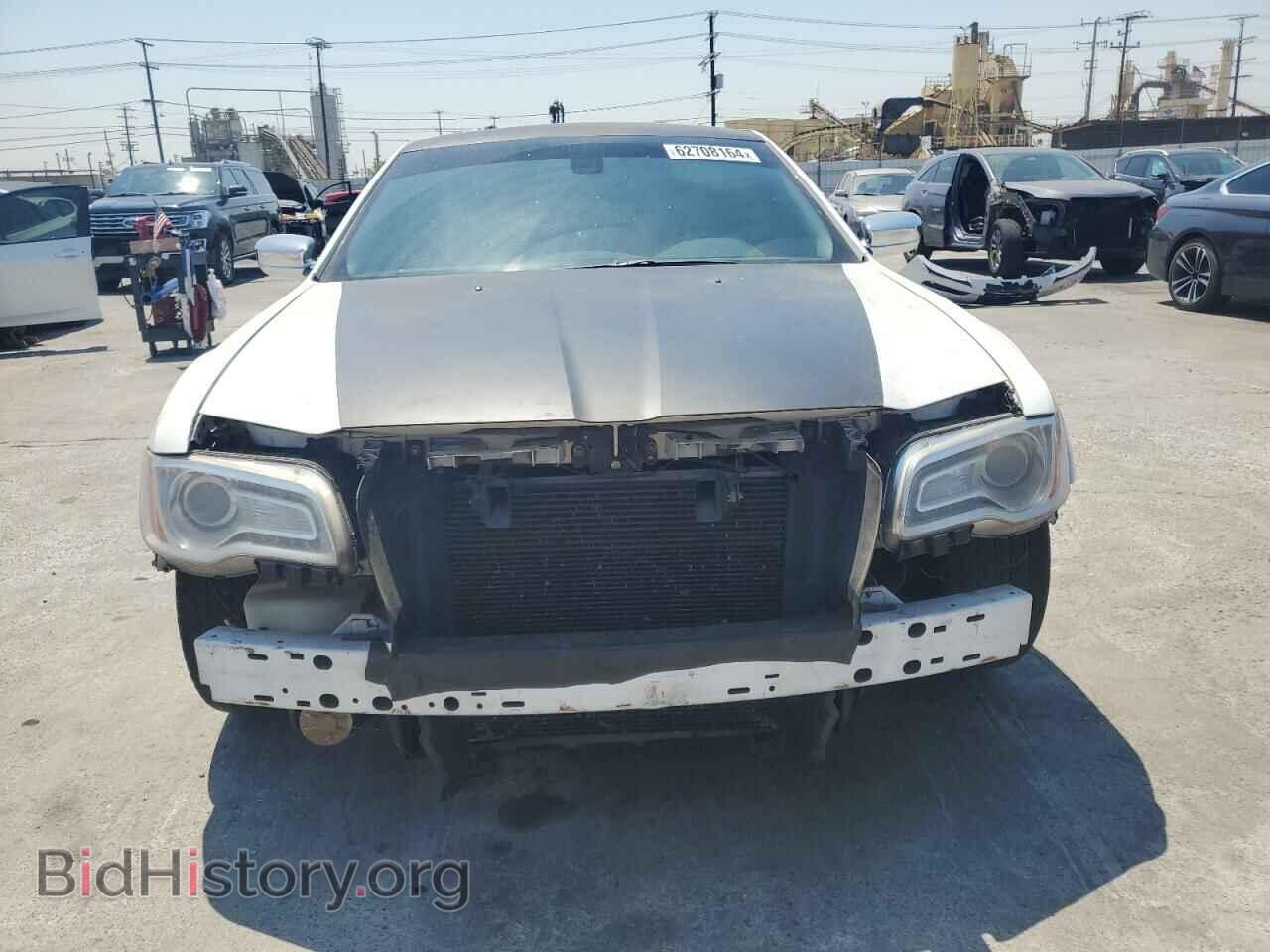 2011 CHRYSLER 300 - VIN: 2C3CA5CG2BH522700 - Фото 5
