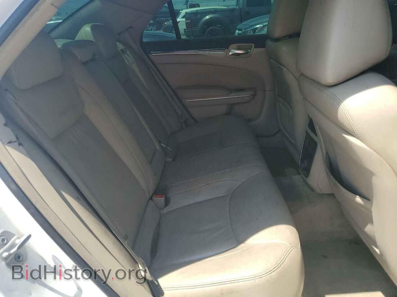 2011 CHRYSLER 300 - VIN: 2C3CA5CG2BH522700 - Фото 10