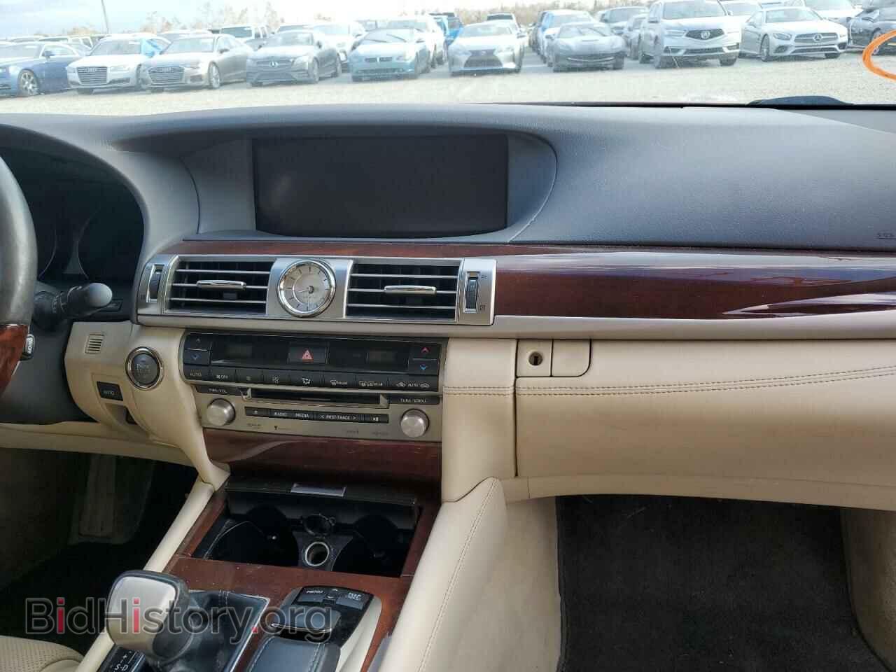 2013 LEXUS LS460 - VIN: JTHBL5EF4D5124290 - Фото 9