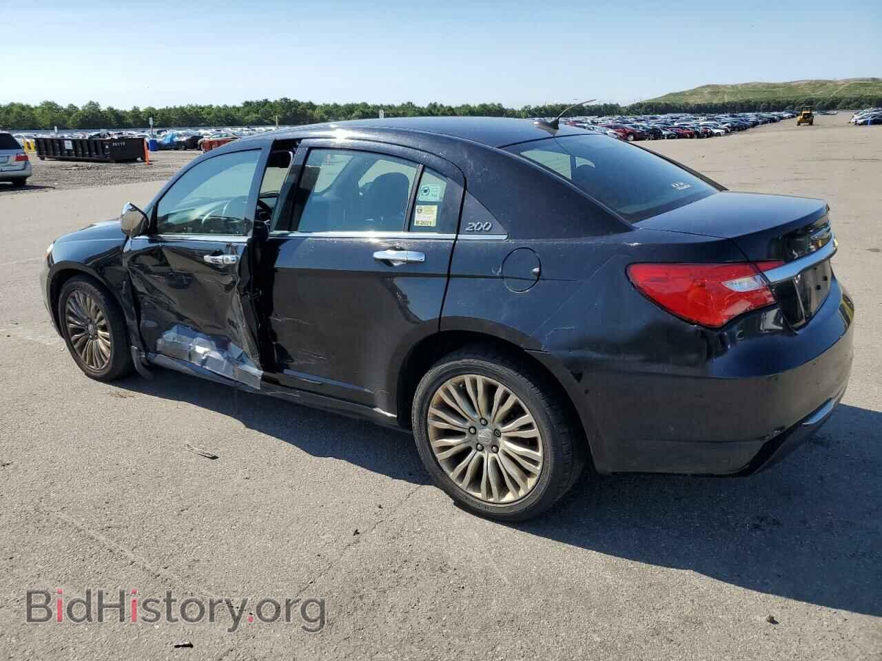 2011 CHRYSLER 200 - VIN: 1C3BC2FG5BN607571 - Фото 2