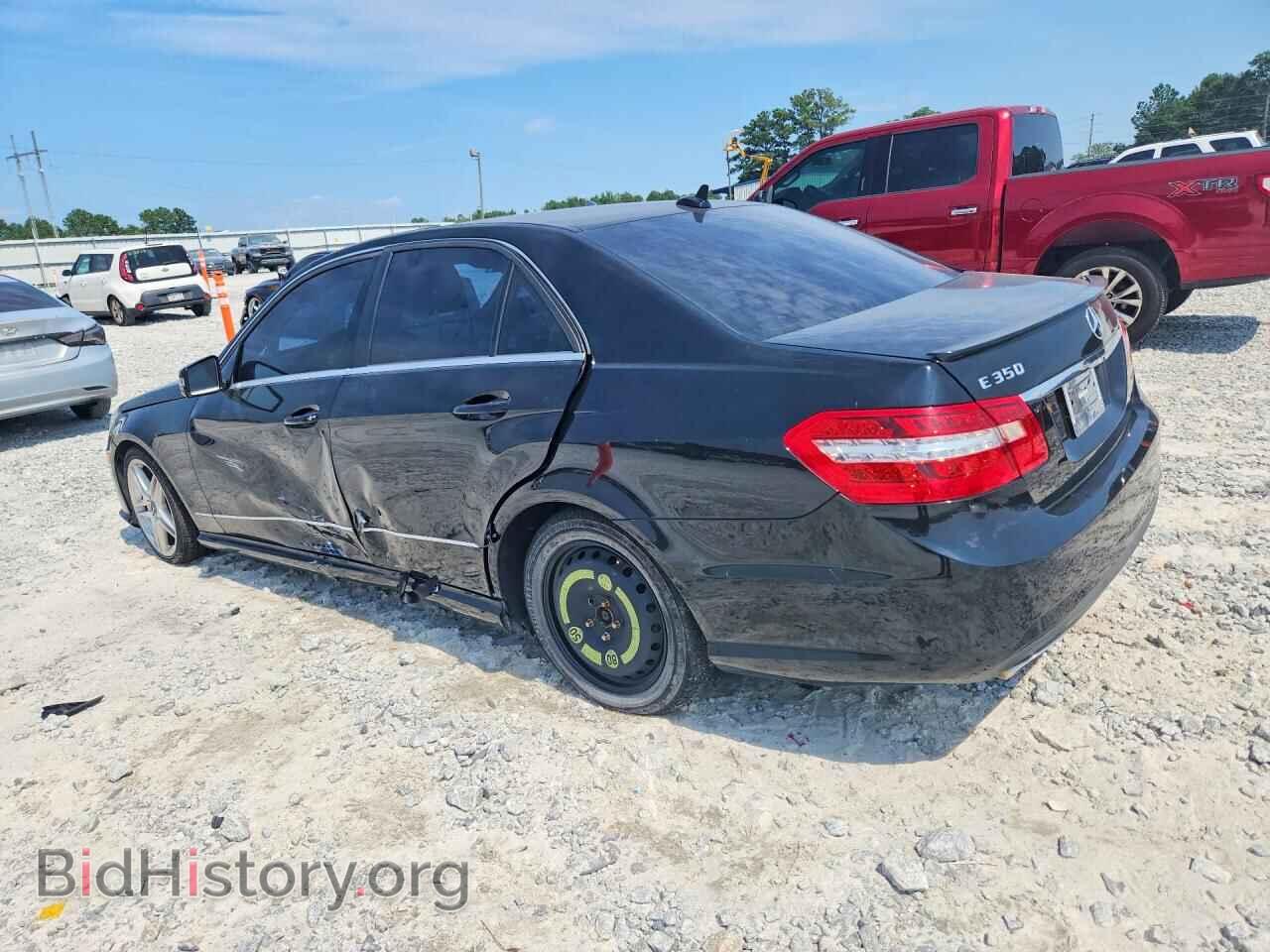 2011 MERCEDES-BENZ E-CLASS - VIN: WDDHF5GB0BA472062 - Фото 2