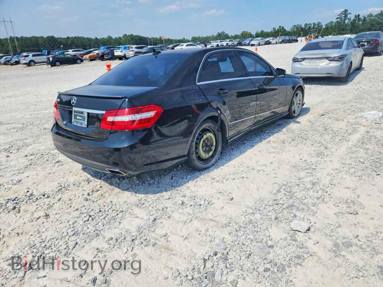 2011 MERCEDES-BENZ E-CLASS - VIN: WDDHF5GB0BA472062 - Фото 3