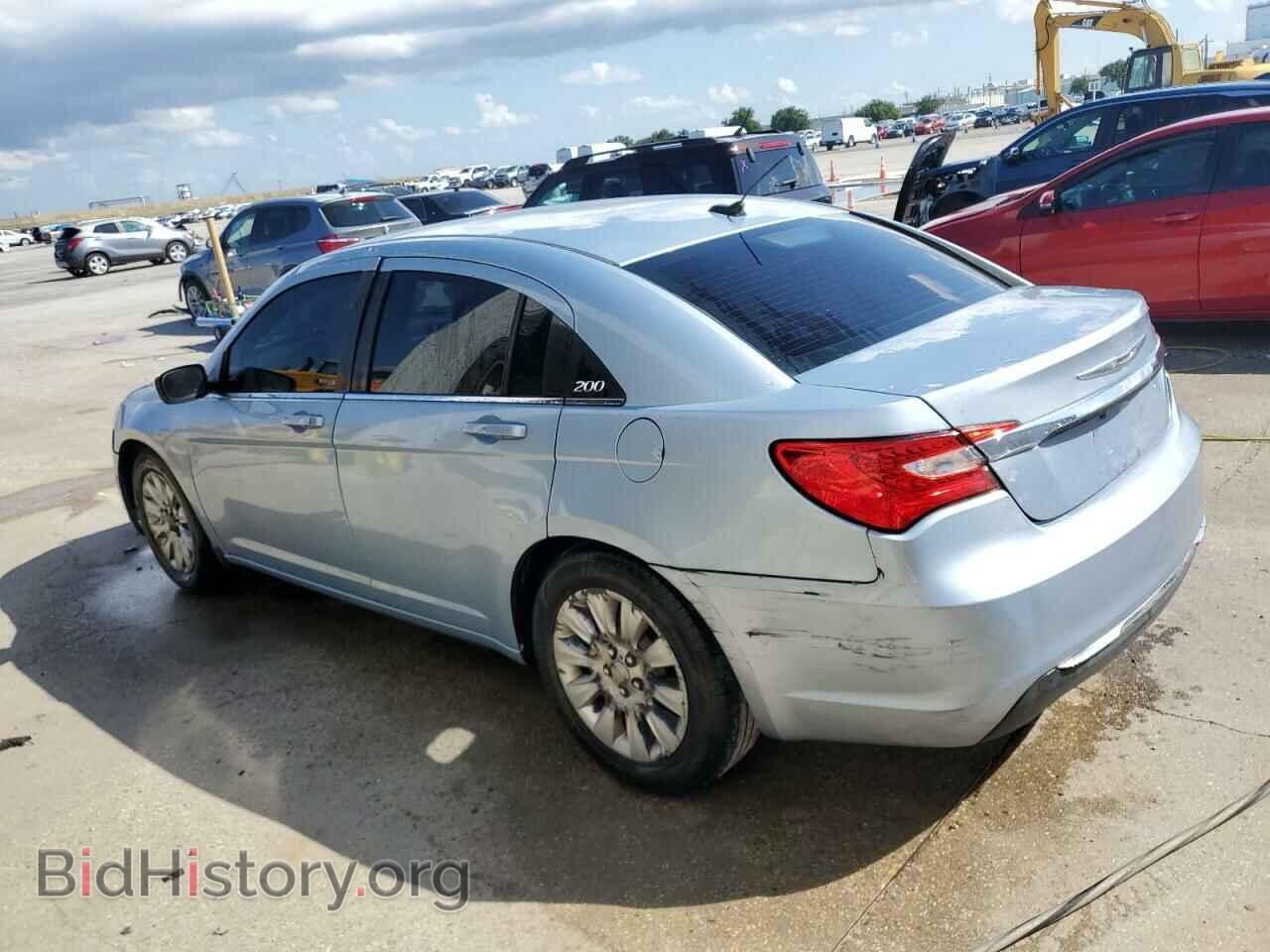 2013 CHRYSLER 200 - VIN: 1C3CCBAB1DN640182 - Фото 2