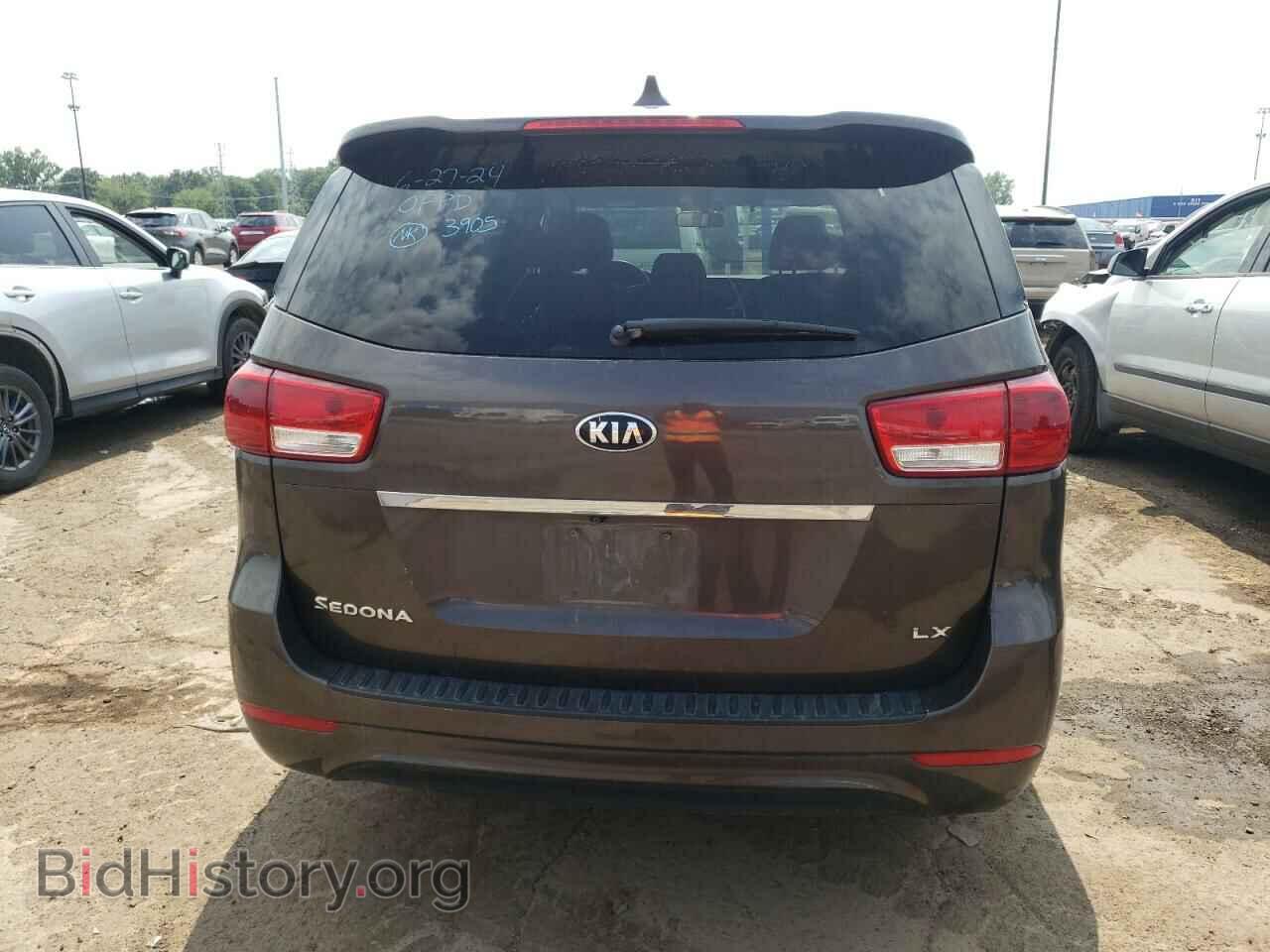 2017 KIA All Models - VIN: KNDMB5C16H6233905 - Фото 6