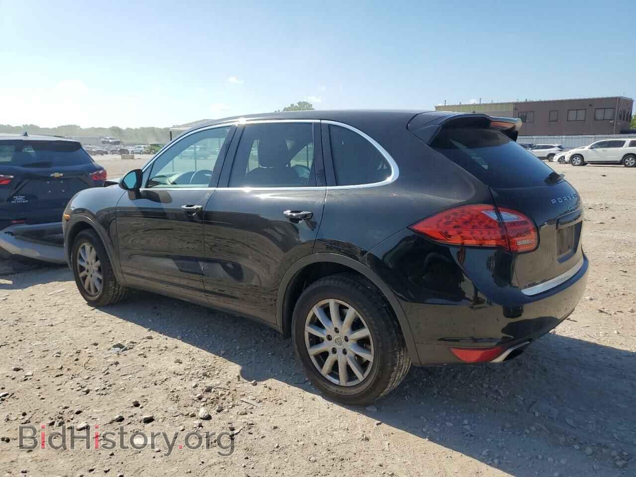 2011 PORSCHE CAYENNE - VIN: WP1AA2A20BLA10119 - Photo 2