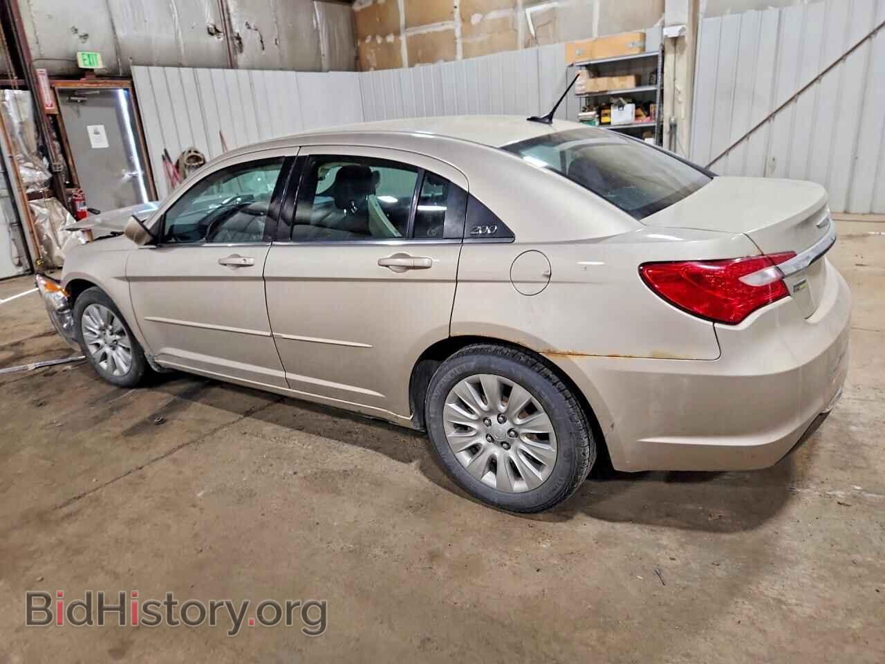 2013 CHRYSLER 200 - VIN: 1C3CCBAG1DN688647 - Photo 2