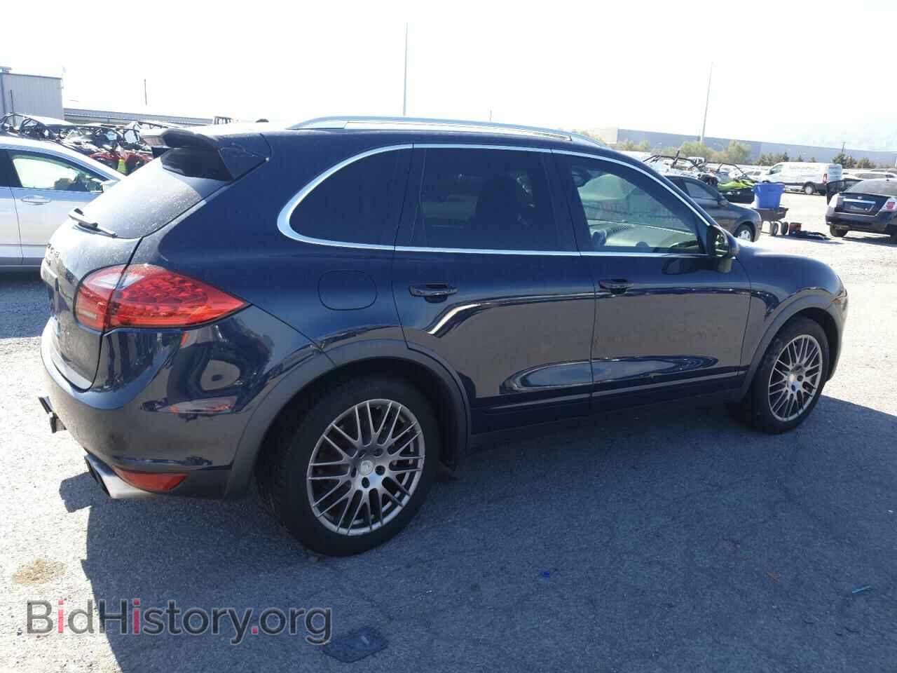 2011 PORSCHE CAYENNE - VIN: WP1AB2A26BLA42747 - Фото 3
