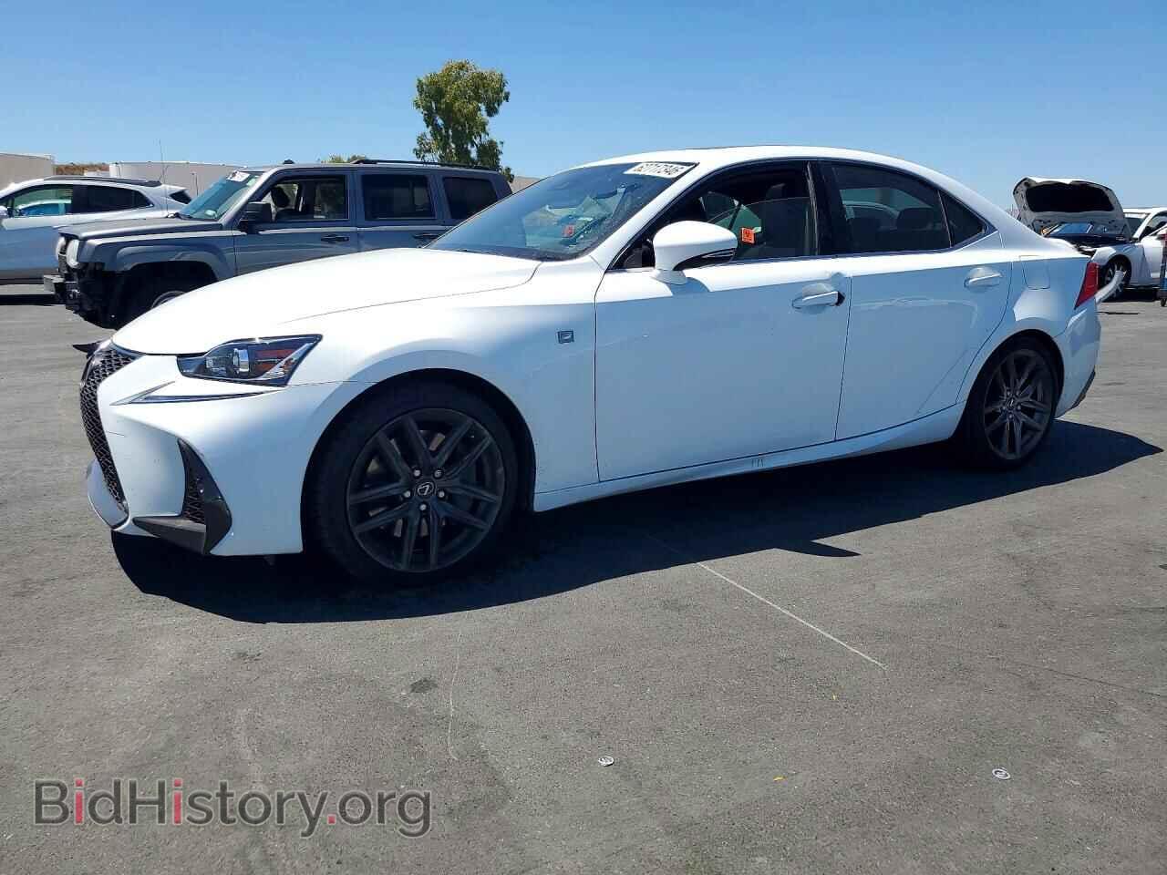 Photo JTHCE1D24H5012858 - LEXUS IS 2017