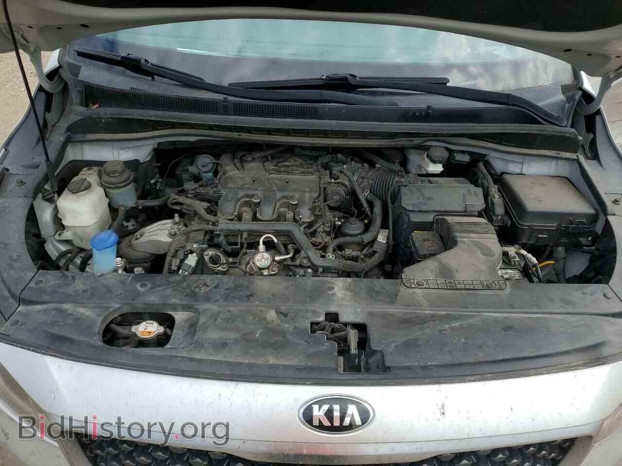 2017 KIA All Models - VIN: KNDMB5C19H6235910 - Фото 12