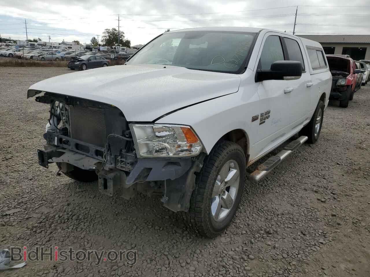 2019 RAM 1500 - VIN: 1C6RR7TT2KS621041 - Фото 2