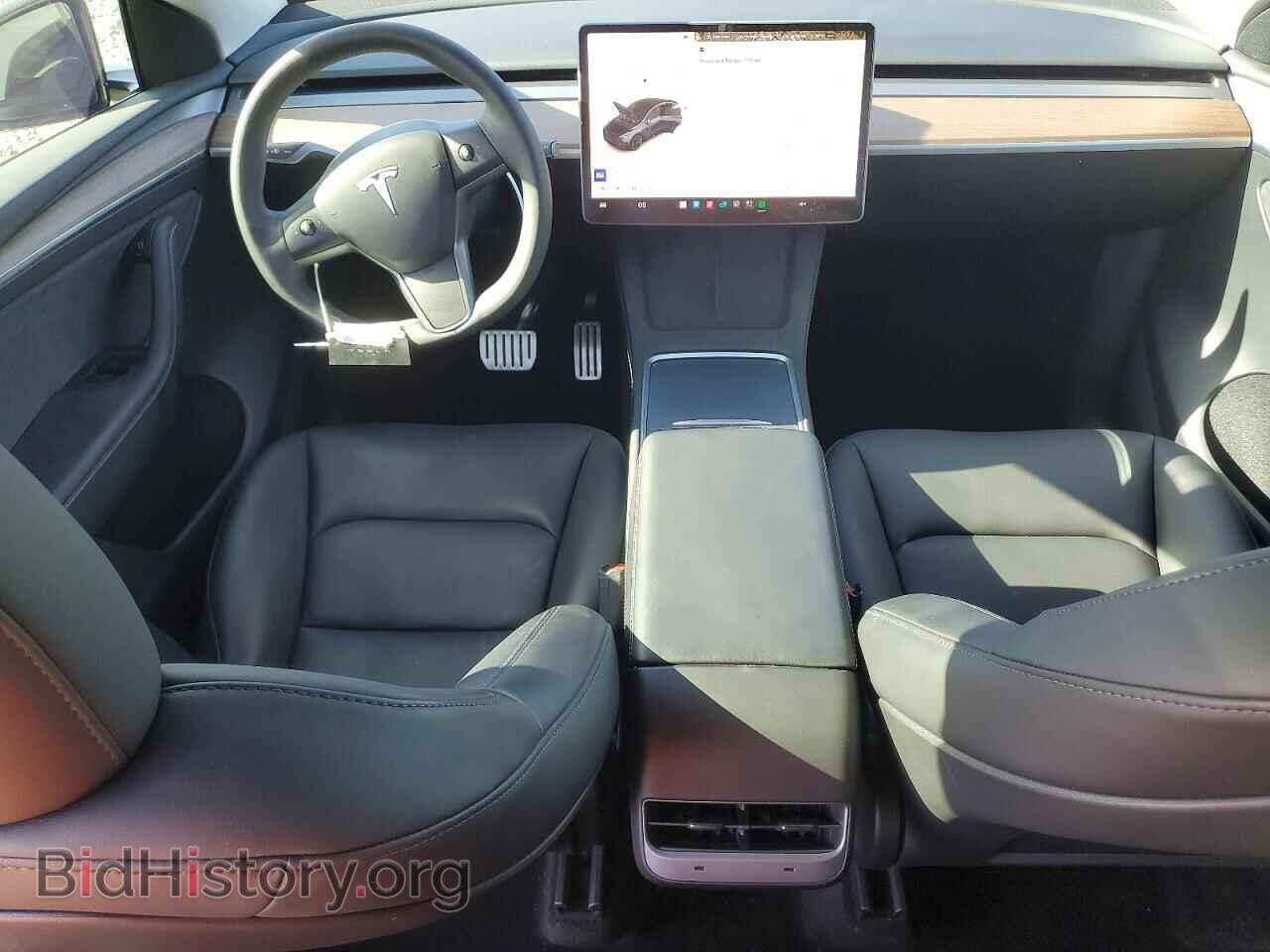 2025 TESLA MODEL Y - VIN: 7SAYGDEF9SF263887 - Photo 8