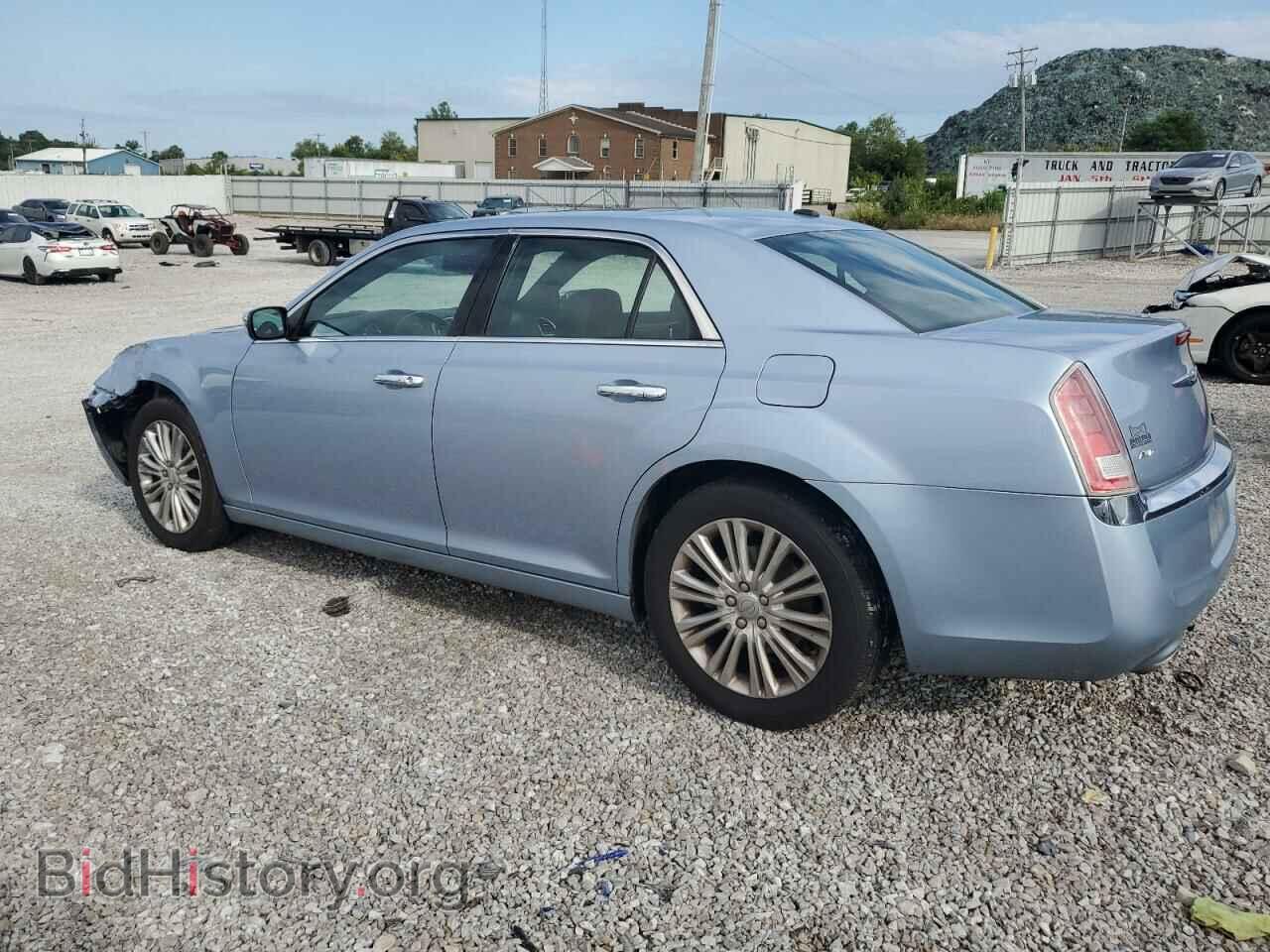 2012 CHRYSLER 300 - VIN: 2C3CCAHG1CH175681 - Photo 2