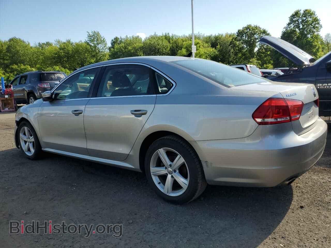 2013 VOLKSWAGEN PASSAT - VIN: 1VWBP7A36DC070786 - Фото 2