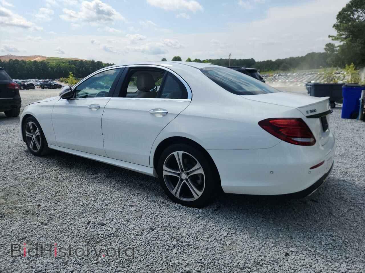 2017 MERCEDES-BENZ E-CLASS - VIN: WDDZF4JB0HA108983 - Фото 2