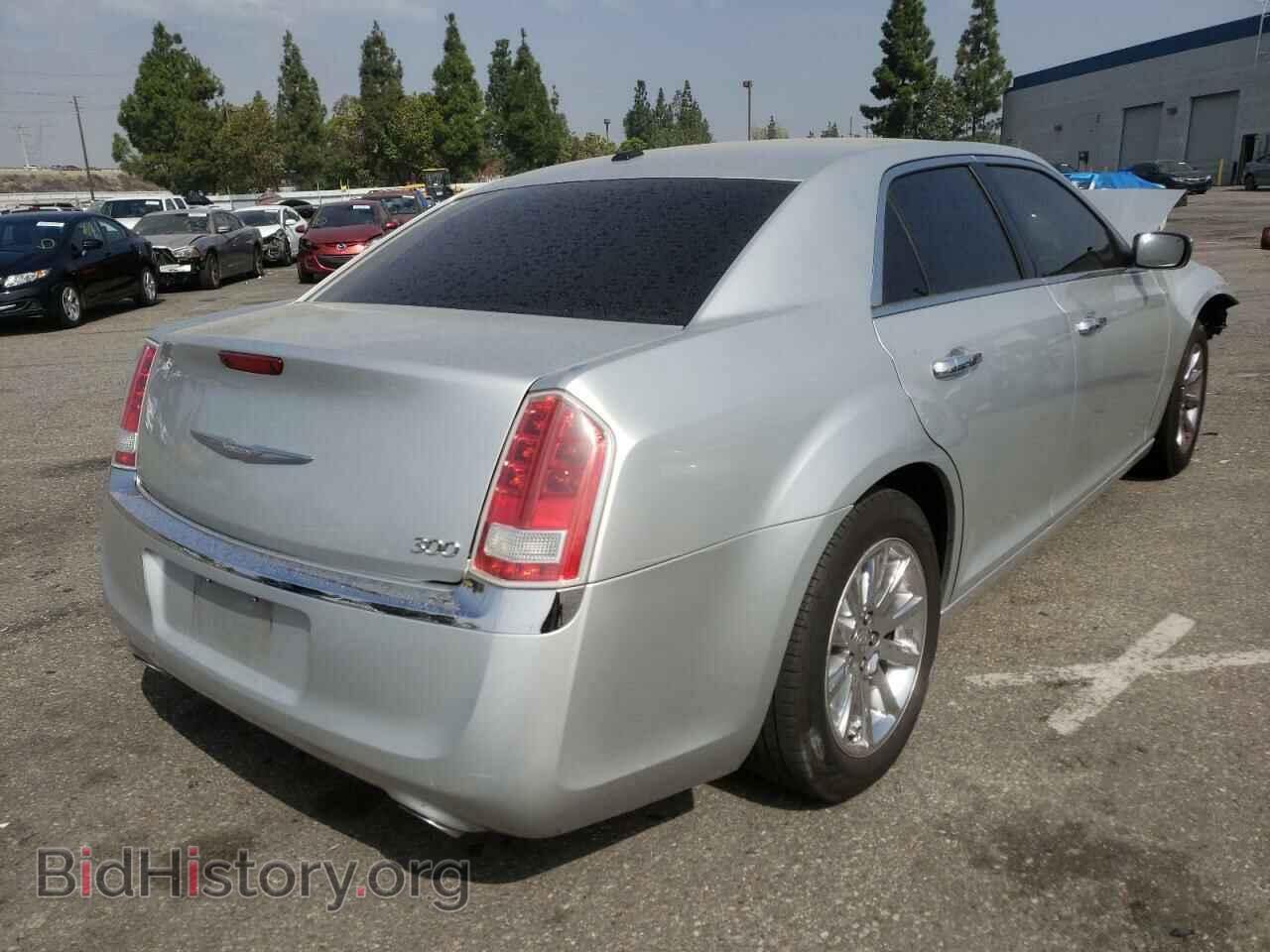 2012 CHRYSLER 300 - VIN: 2C3CCACG2CH199351 - Photo 4
