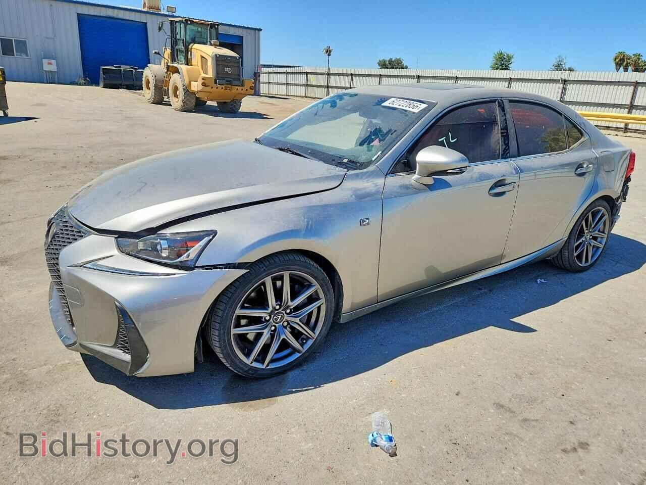 Фотография JTHBE1D27H5030203 - LEXUS IS 2017