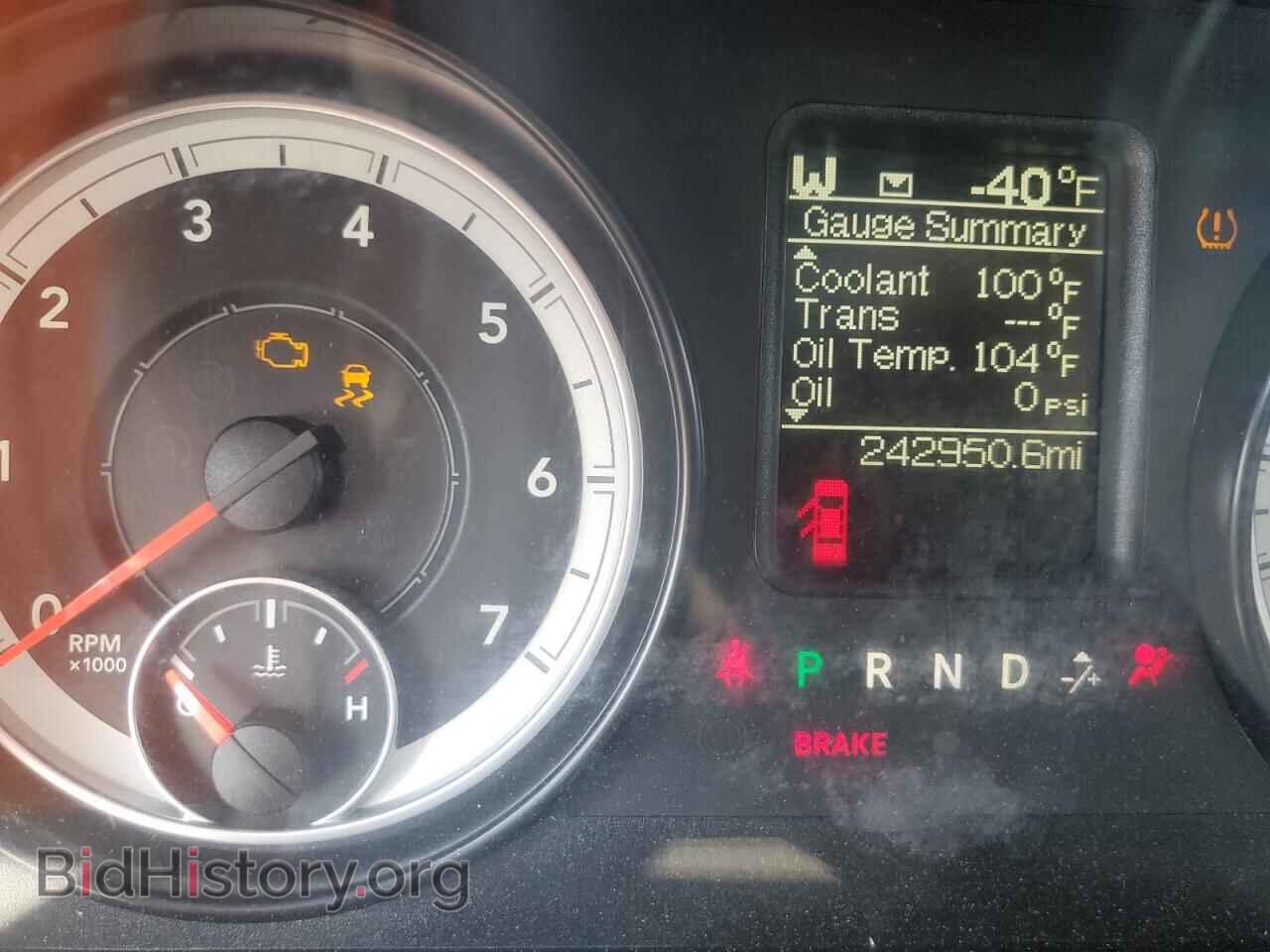 2015 RAM All Models - VIN: 3C6TR5HT5FG524772 - Photo 9