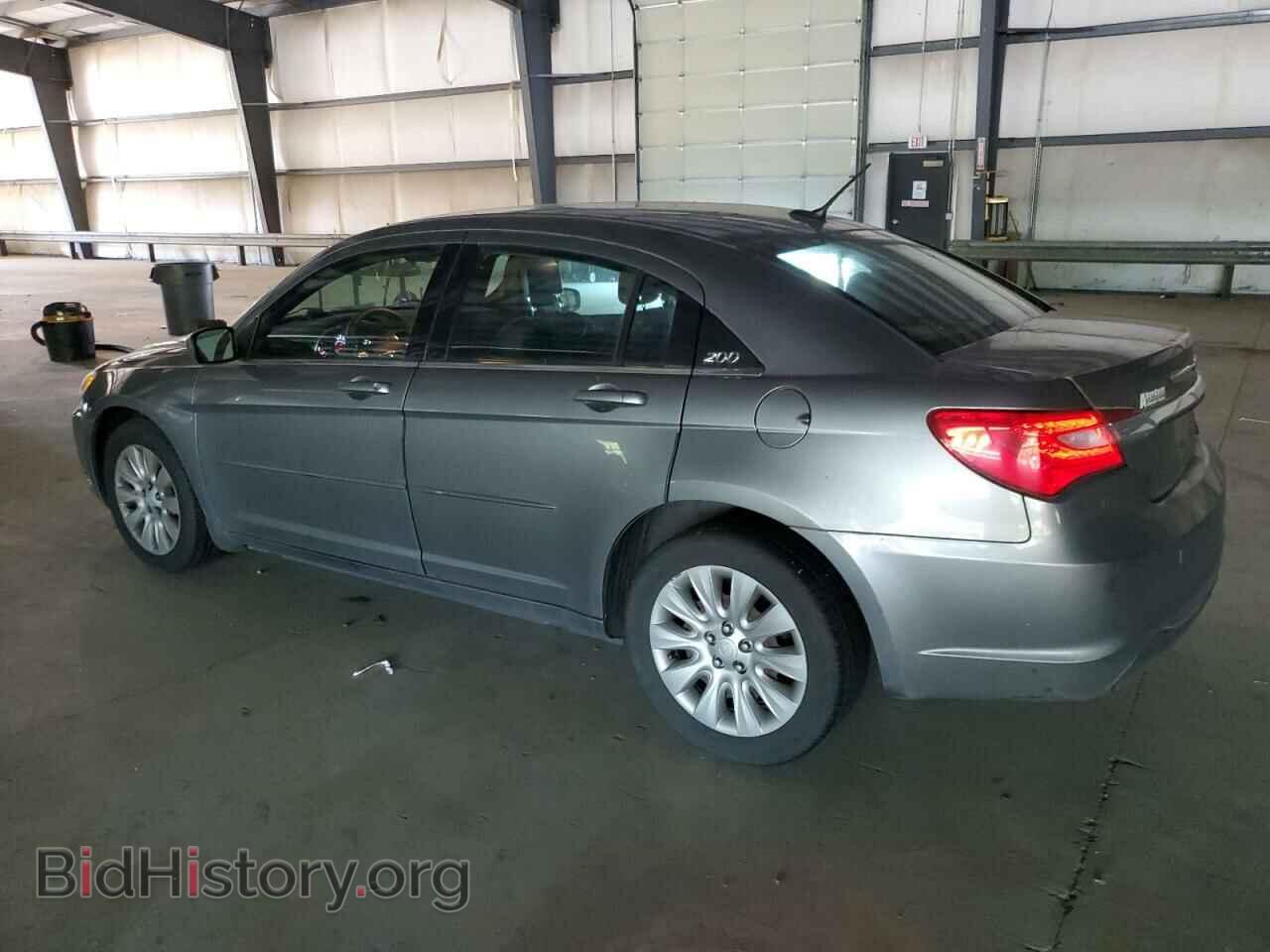 2013 CHRYSLER 200 - VIN: 1C3CCBAB7DN606022 - Фото 2