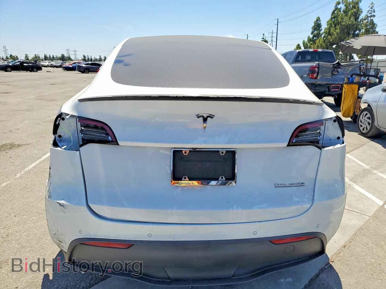 2022 TESLA MODEL Y - VIN: 7SAYGDEF2NF336246 - Photo 6