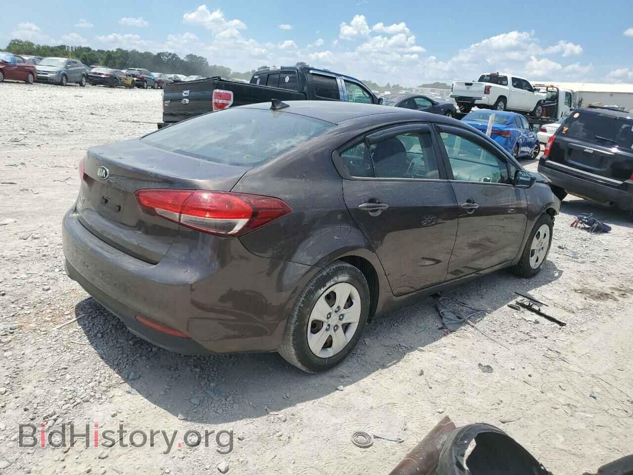 2017 KIA FORTE - VIN: 3KPFK4A78HE103175 - Фото 3