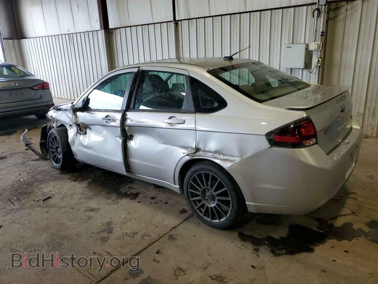 2011 FORD FOCUS - VIN: 1FAHP3GN1BW153607 - Photo 2