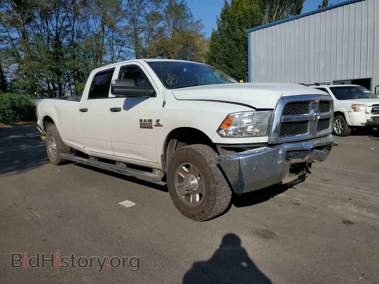 Фотография 3C6UR5HL8FG611201 - RAM 2500 2015
