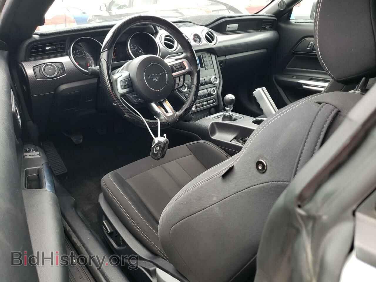 2019 FORD MUSTANG - VIN: 1FA6P8CF8K5163706 - Фото 8