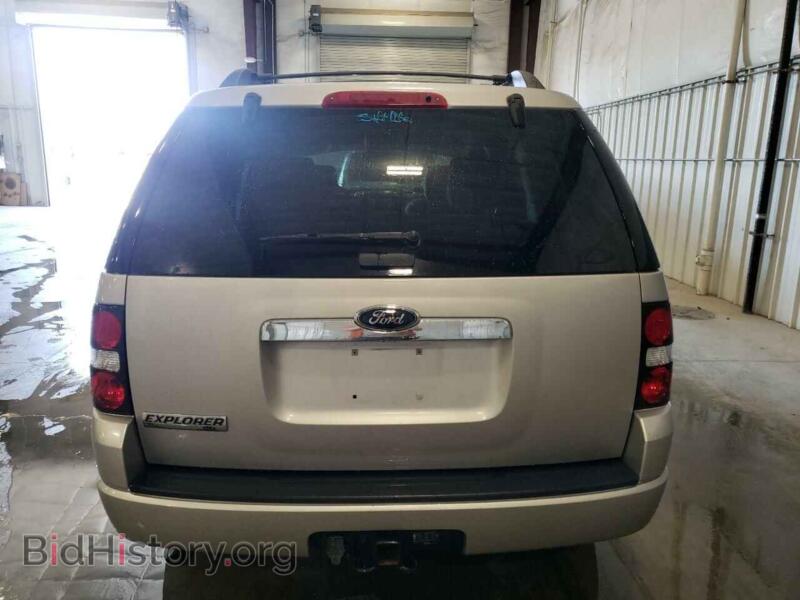 2008 Ford EXPLORER (VIN 1FMEU63E18UA75603) — фото 6 из 13