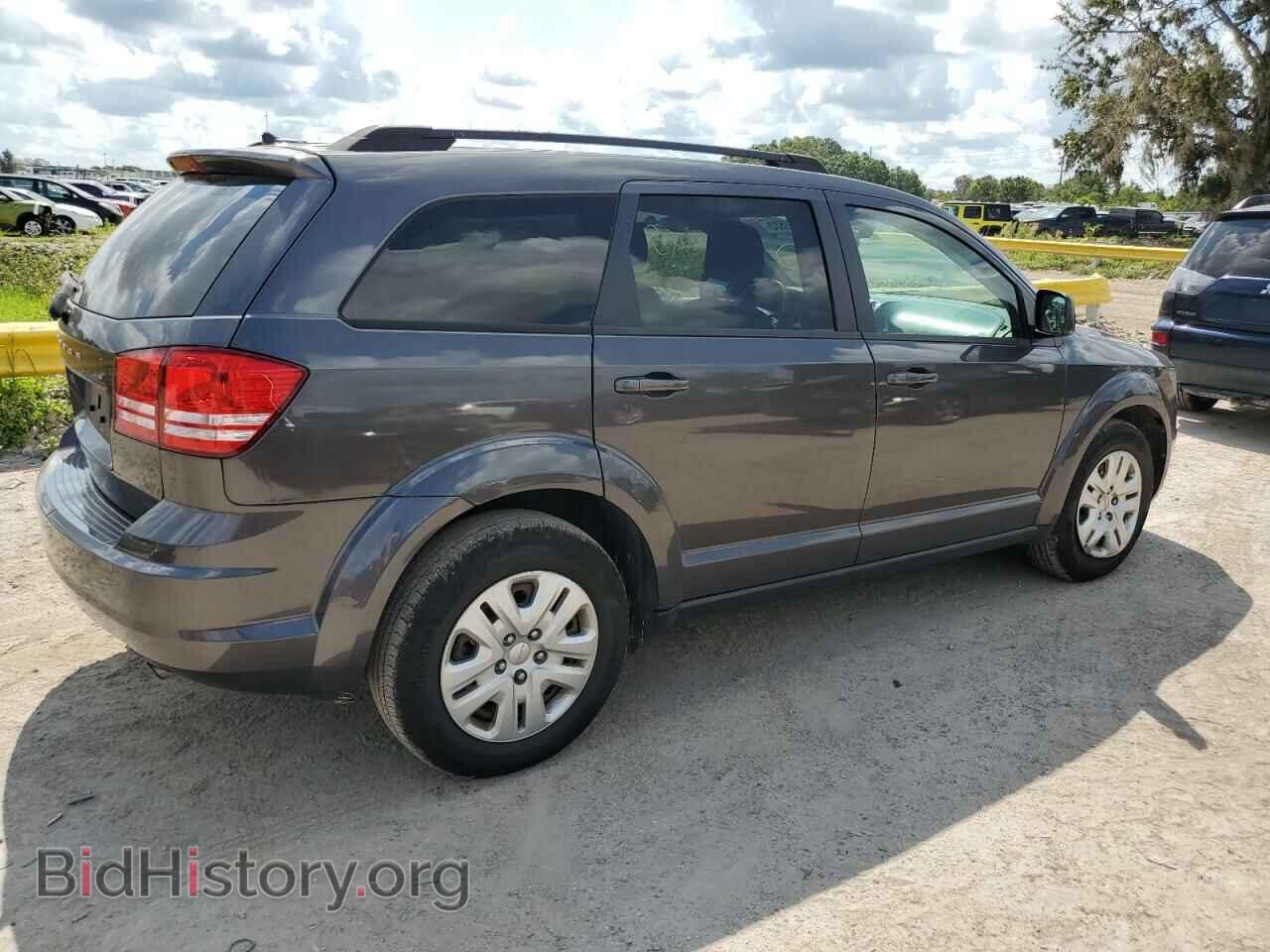 2018 DODGE JOURNEY - VIN: 3C4PDCAB4JT381473 - Фото 3