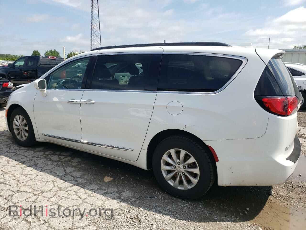 2017 CHRYSLER PACIFICA - VIN: 2C4RC1BG7HR543331 - Photo 2