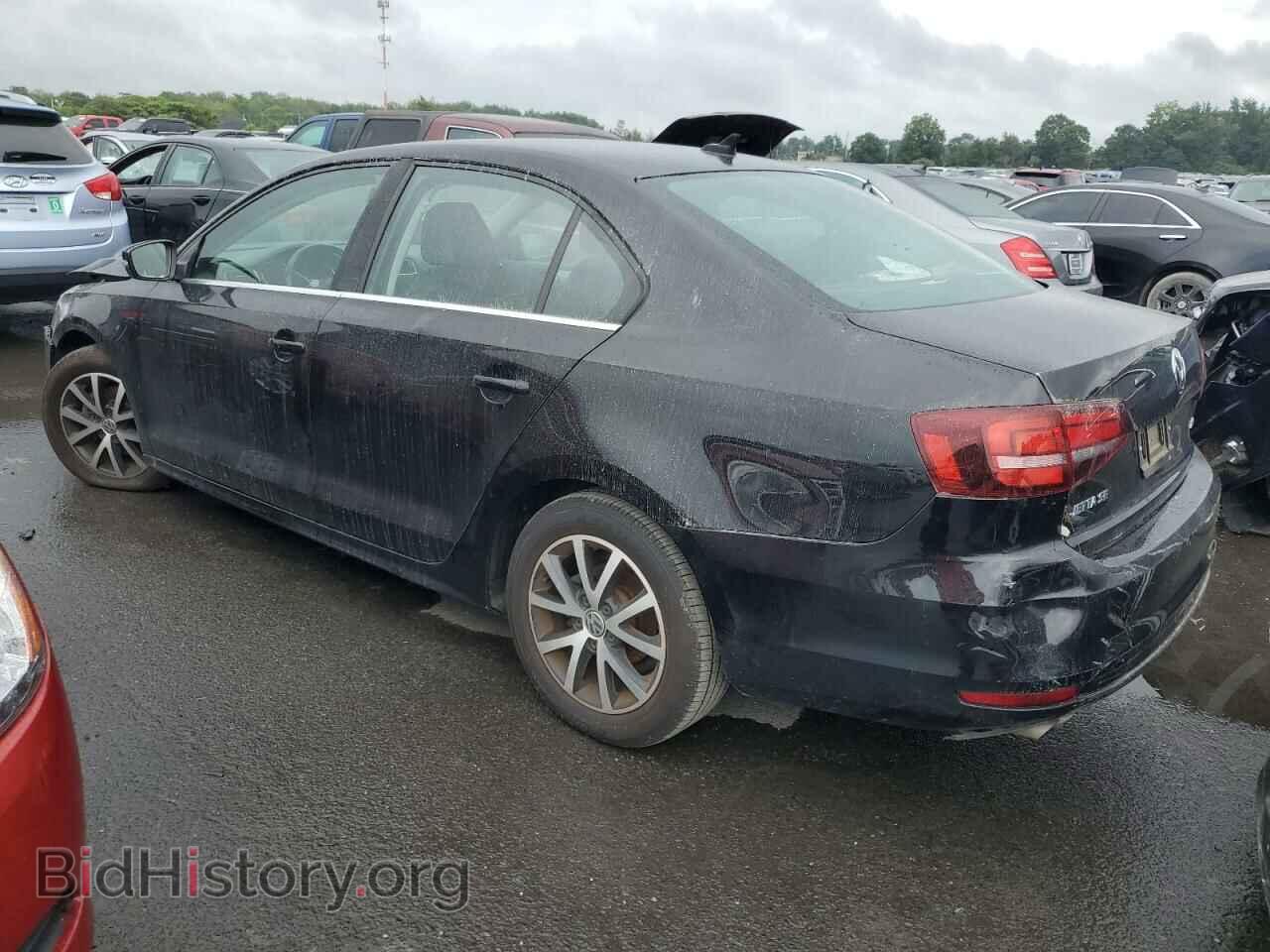 2017 VOLKSWAGEN JETTA - VIN: 3VWDB7AJ7HM268884 - Фото 2