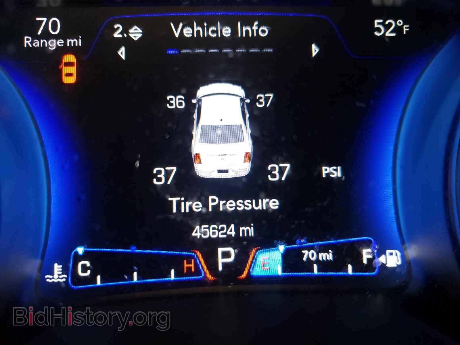 2015 CHRYSLER 300 - VIN: 2C3CCAKG5FH770286 - Фото 8