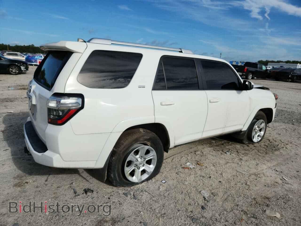 2017 TOYOTA 4RUNNER - VIN: JTEZU5JR2H5164723 - Фото 3