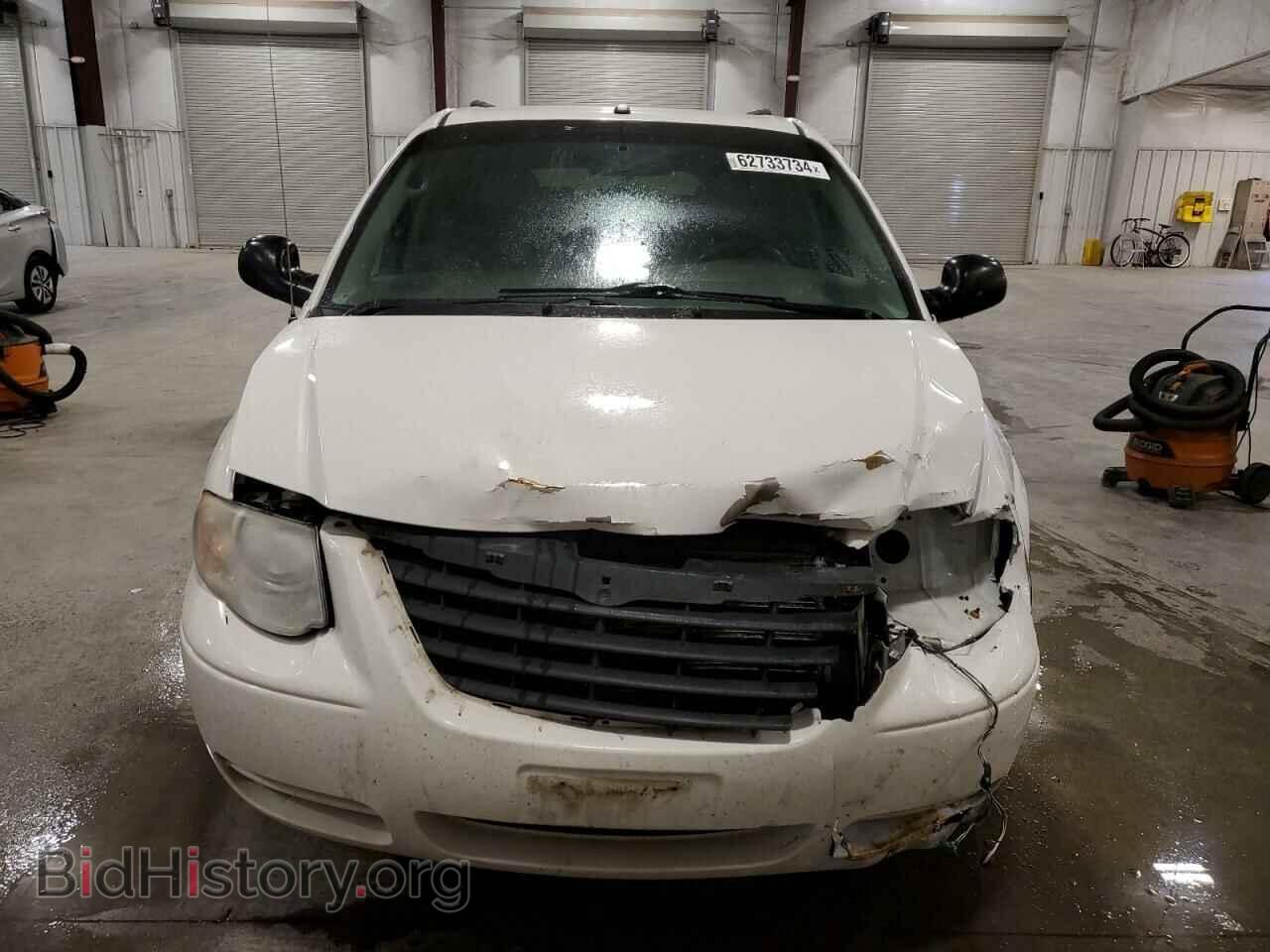 2006 CHRYSLER MINIVAN - VIN: 2A4GP54L66R904892 - Фото 5