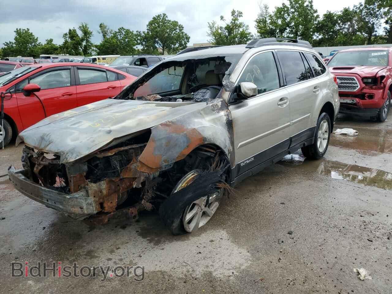 Фотография 4S4BRCNC2E3274210 - SUBARU OUTBACK 2014