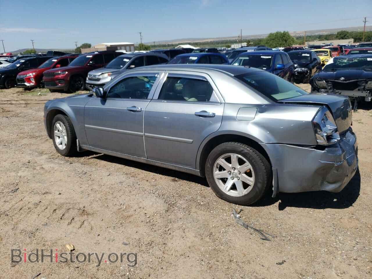 2007 CHRYSLER 300 - VIN: 2C3KA53G87H896621 - Фото 2