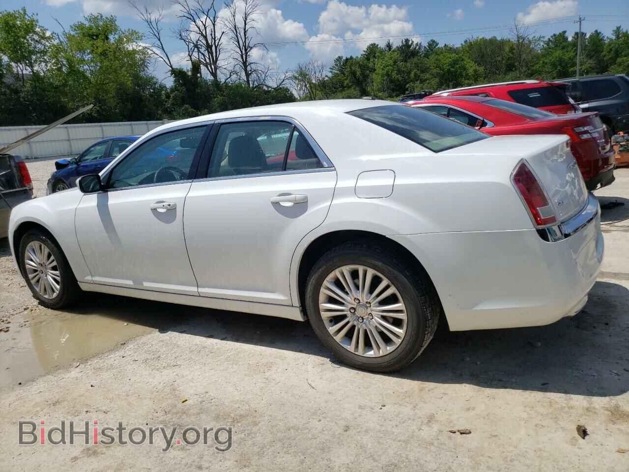 2013 CHRYSLER 300 - VIN: 2C3CCARG6DH617466 - Photo 2