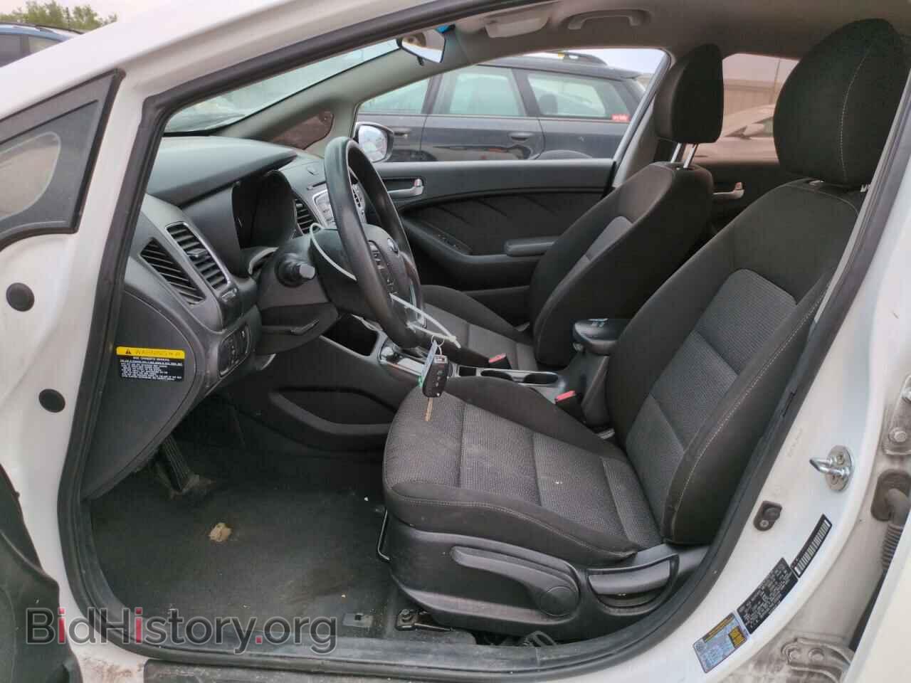 2017 KIA FORTE - VIN: 3KPFK4A7XHE109589 - Фото 7