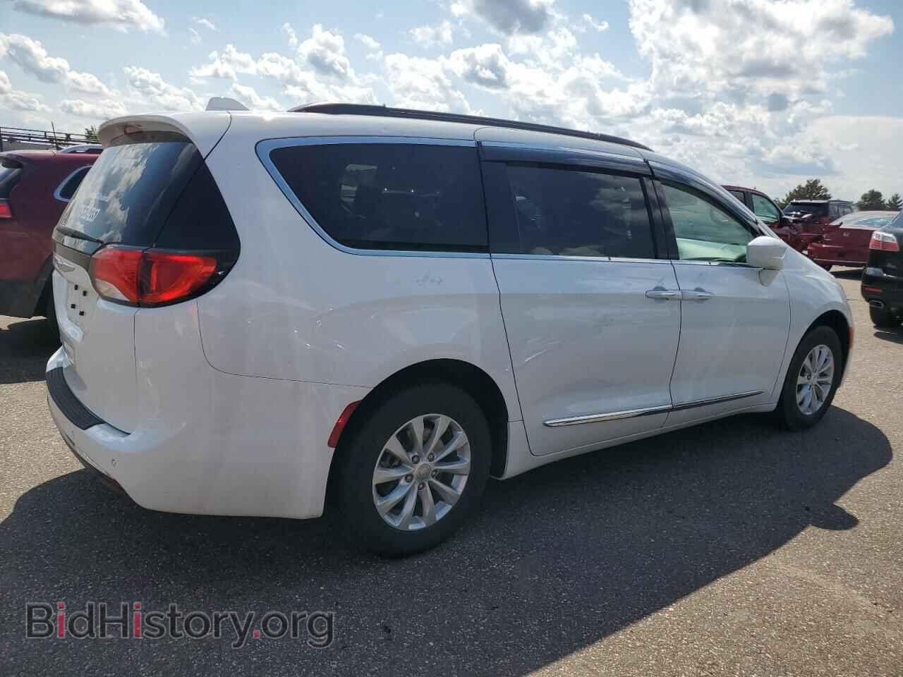 2017 CHRYSLER PACIFICA - VIN: 2C4RC1BG8HR579626 - Фото 3