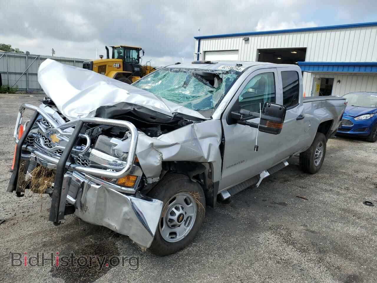 Photo 2GC2KREG5K1112586 - CHEVROLET ALL Models 2019
