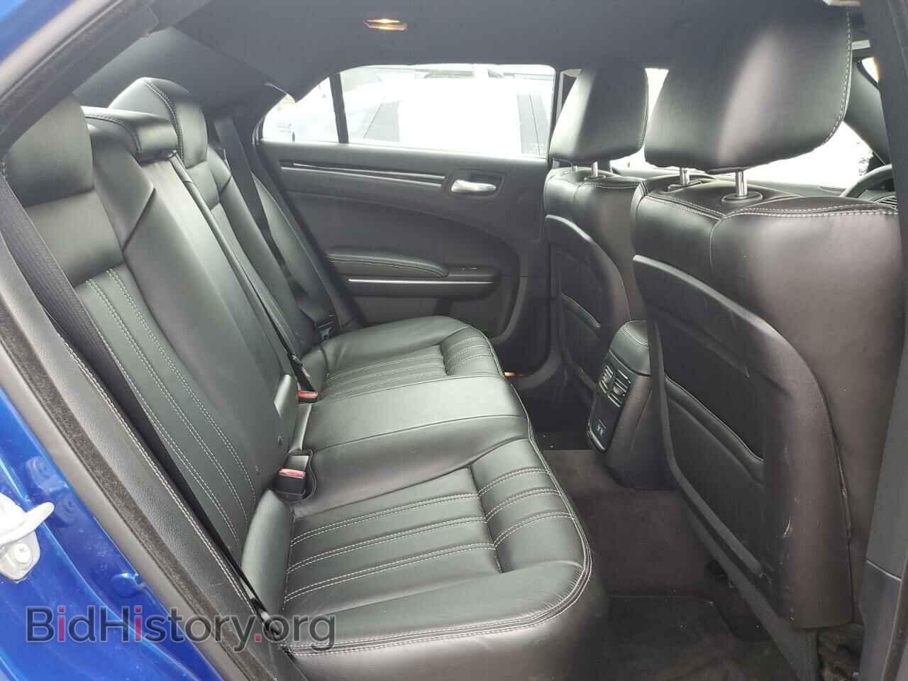 2018 CHRYSLER 300 - VIN: 2C3CCABG3JH317406 - Фото 10