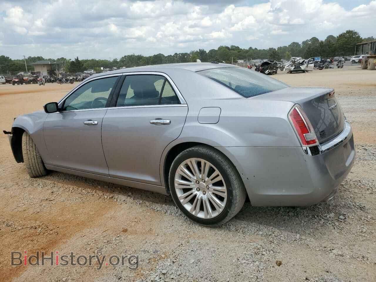 2013 CHRYSLER 300 - VIN: 2C3CCAEG6DH739993 - Фото 2