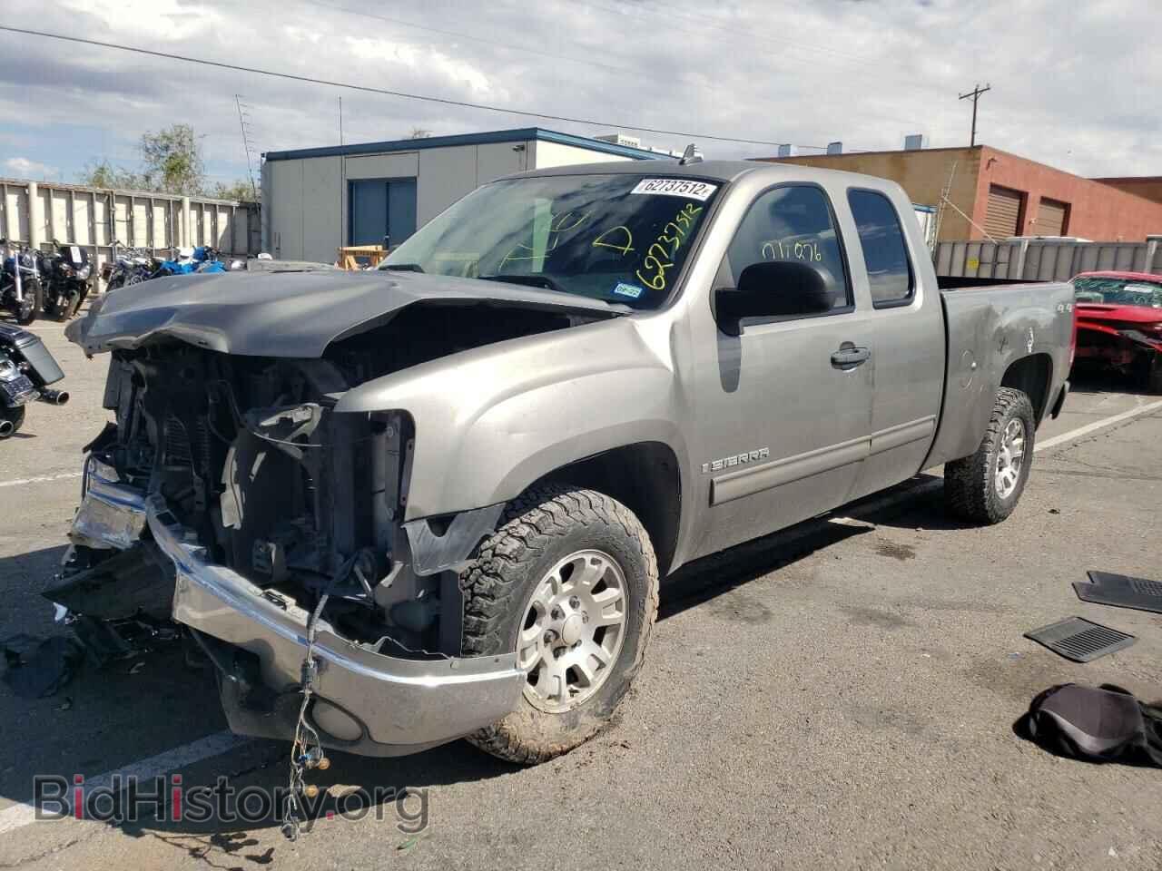 2007 GMC SIERRA - VIN: 1GTEK19J57Z643659 - Фото 2