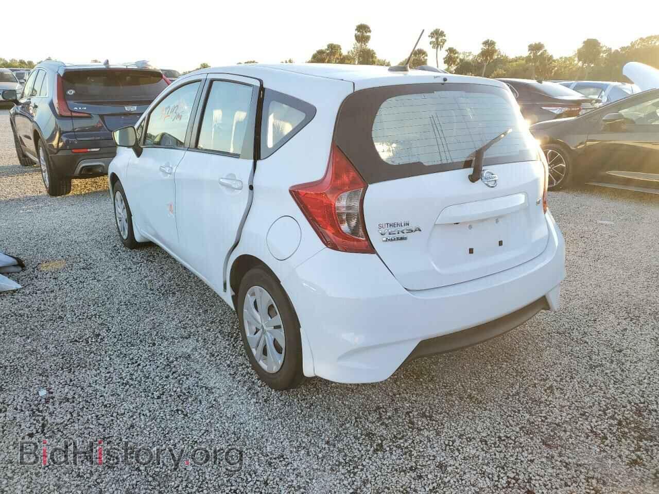 2018 NISSAN VERSA - VIN: 3N1CE2CP9JL359308 - Фото 3