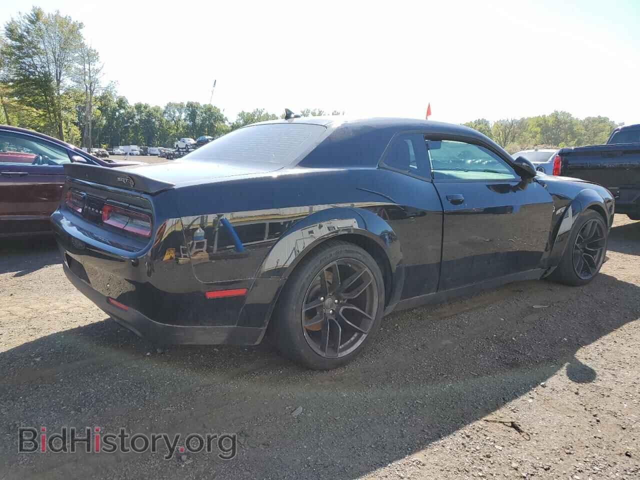 2018 DODGE CHALLENGER - VIN: 2C3CDZC90JH138221 - Фото 3