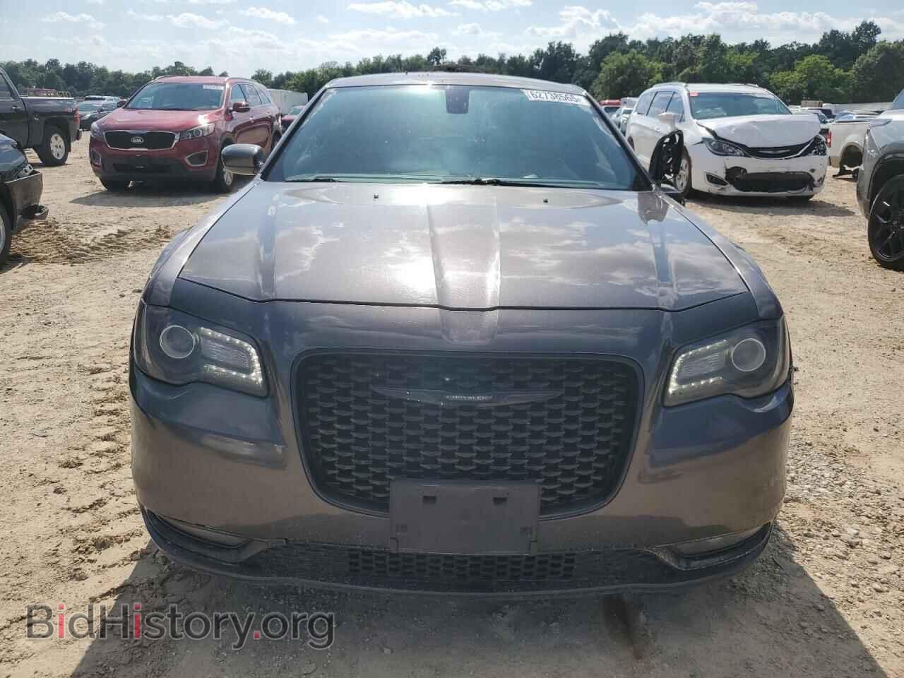 2018 CHRYSLER 300 - VIN: 2C3CCABG6JH299855 - Фото 5