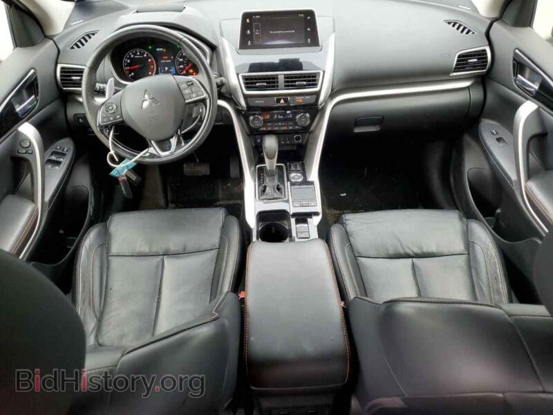 2018 Mitsubishi ECLIPSE (VIN JA4AT5AAXJZ051013) — photo 8 of 16