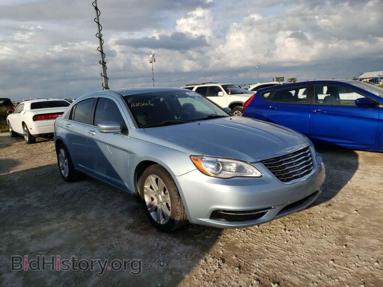Фотография 1C3CCBBG4CN302591 - CHRYSLER 200 2012